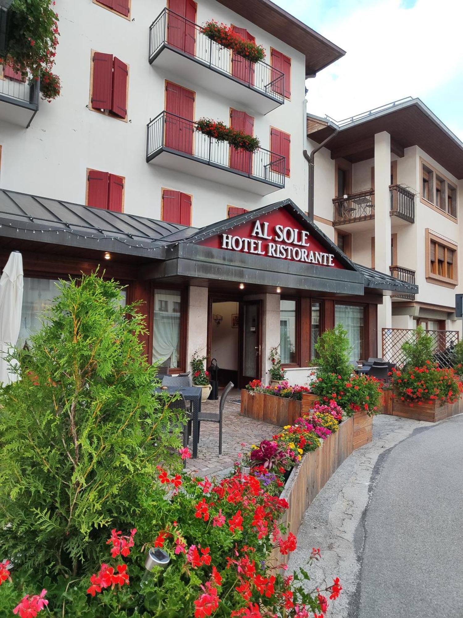 Al Sole Hotel Ristorante Dal 1870 Pieve di Cadore Kültér fotó